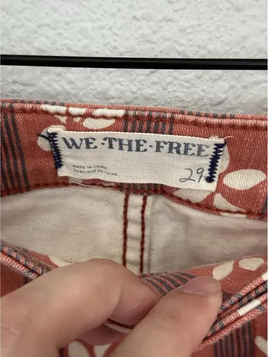 We The Free People Jeans Women’s 29 Float On Super Flare Orange Hibiscus Floral - Picture 3 of 7